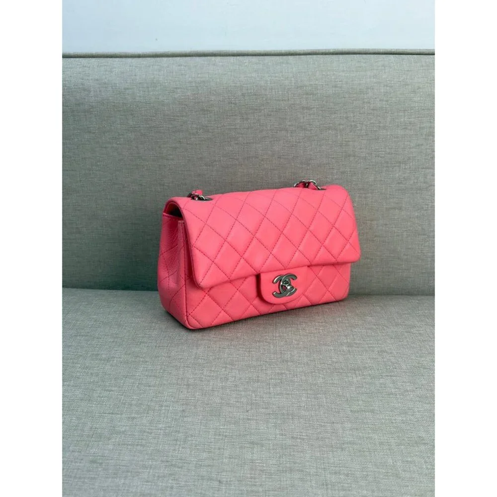 CHANEL 100% authentic